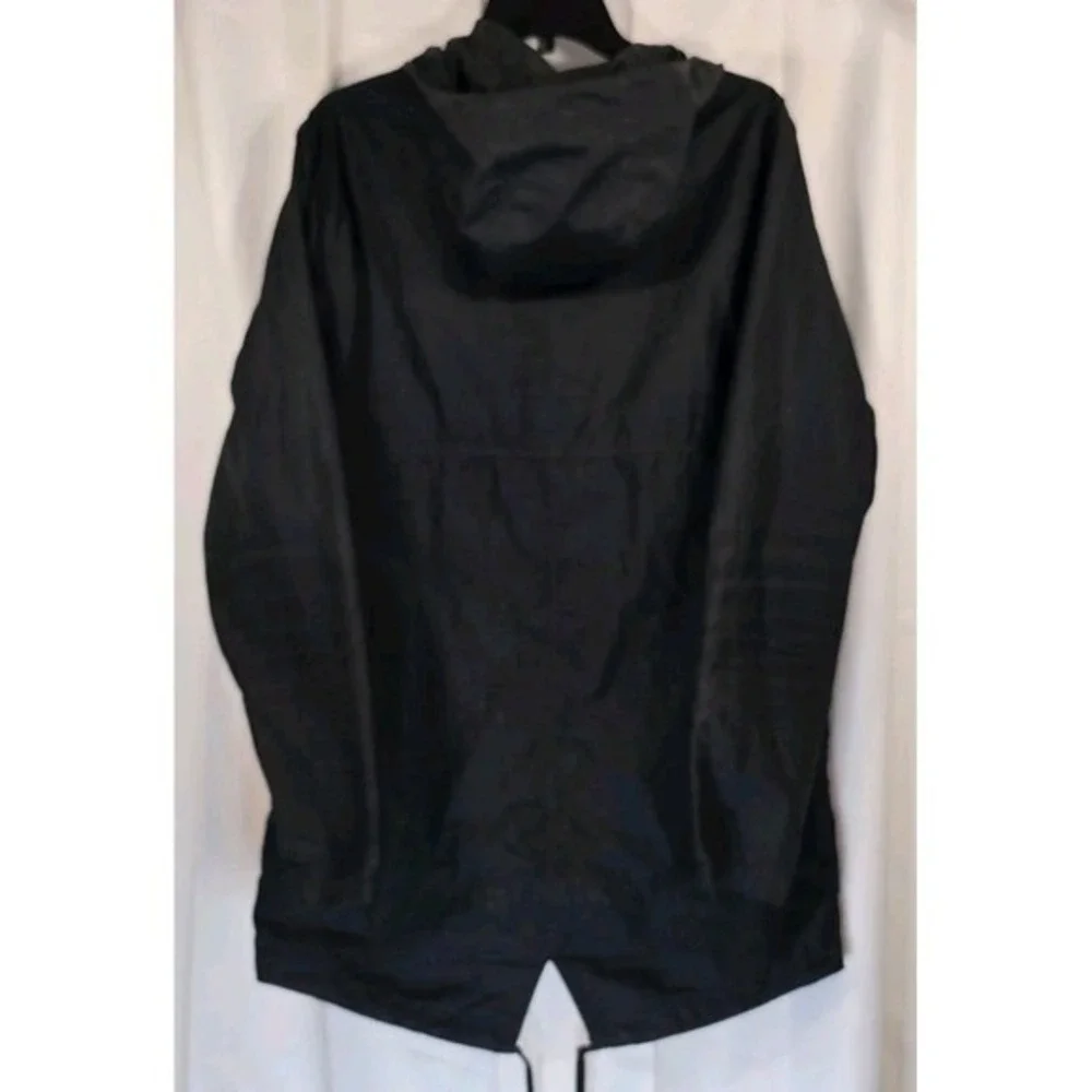 Nike Mens Engineered World Class Athletes Ripstop Hooded Parka Jacket Black M